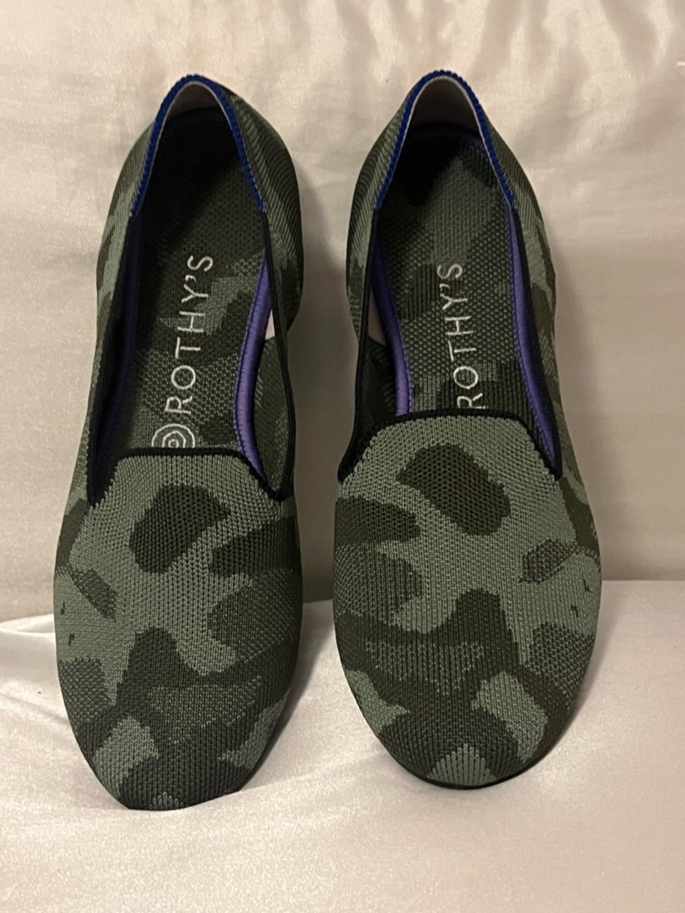 Limited Edition Rothy's Olive Camo Round Toe Loafers Size 8